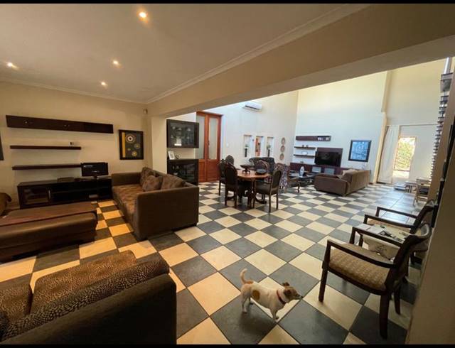 4 BEDROOM HOUSE FOR SALE IN HERRWOOD PARK